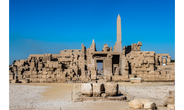 5 Must-See Ancient Wonders in Egypt: A Traveler's Guide