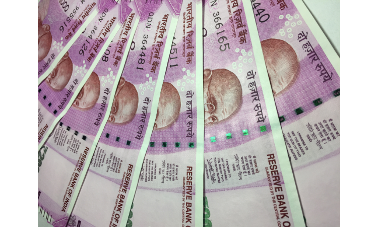 RBI Set to Remove Rs 2000 Notes from Circulation