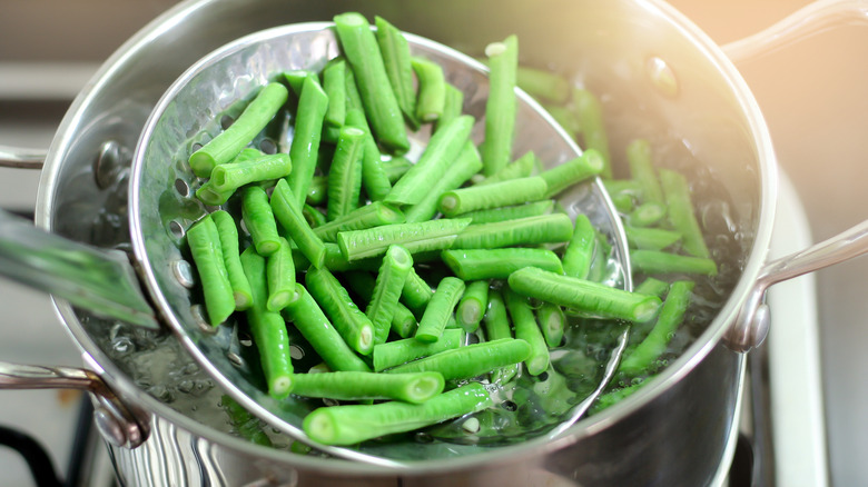 How to Properly Blanch Vegetables