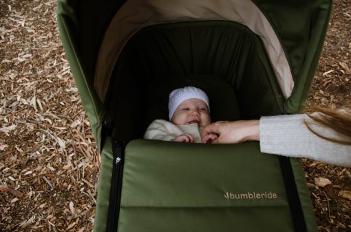 BAS 55 Bumbleride Indie CampGreen Bassinet Outdoors BabyZoom 2