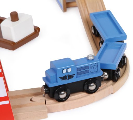 LG 8553 wooden railway port 3 2