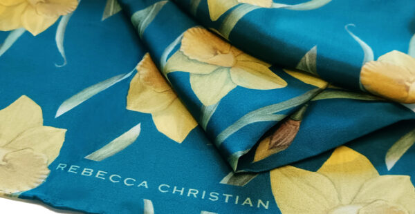 Welsh Daffodil Scarf - Image 8