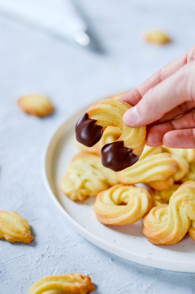 Spritzmürbeteig Grundrezept – Rebeccas Patisserie Spritzmürbeteig Grundrezept – Rebeccas Patisserie