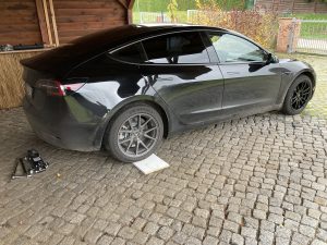 Tesla Model 3 - DIY Räderwechsel
