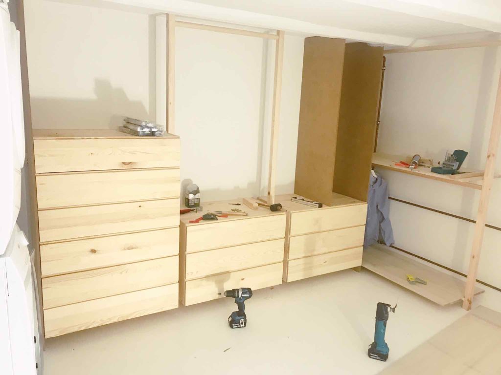 Ivar-drawer-wall-middle