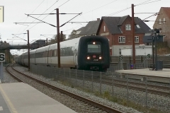 Tog IC 140 kører gennem spor 2, for at køre i venstre spor pga havareret godtog ved Gelsted.
