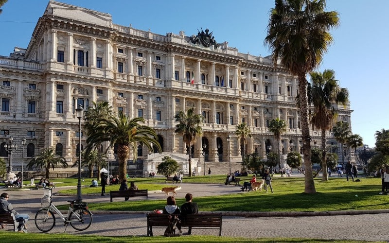 Piazza-Cavour