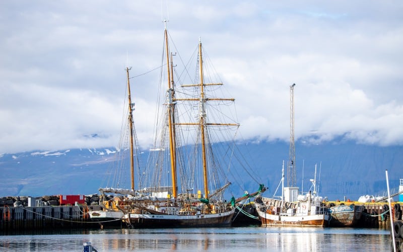 sejlskib i husavik island