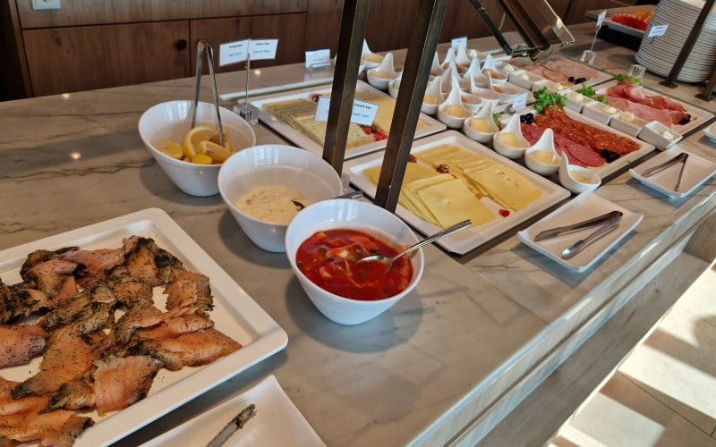 skøn morgenmad ombord på flodkrydstogt med VIVA Cruises