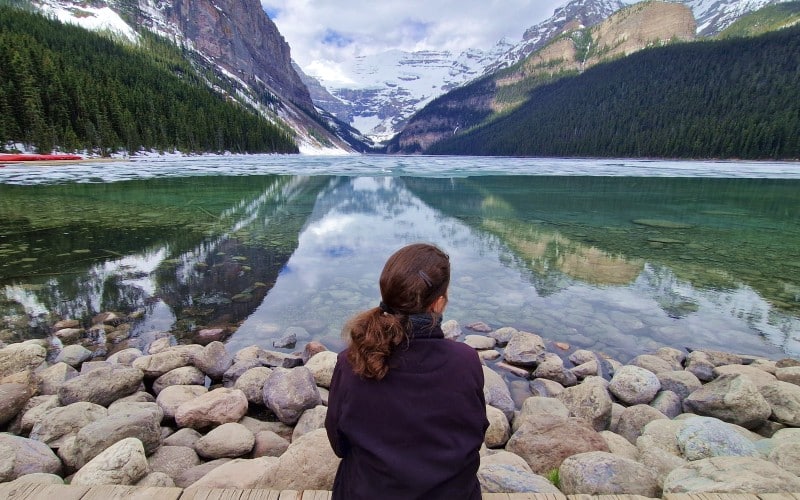 smukke lake louise i banff nationalpark