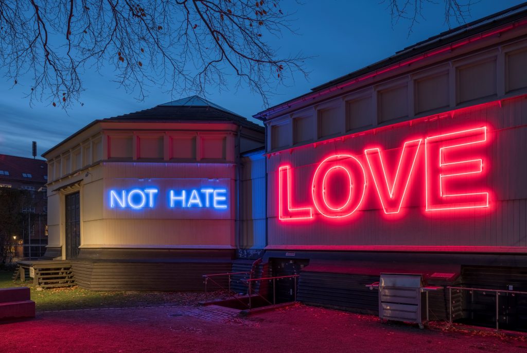 Copenhagen Lighyt Festival - Not hate, love