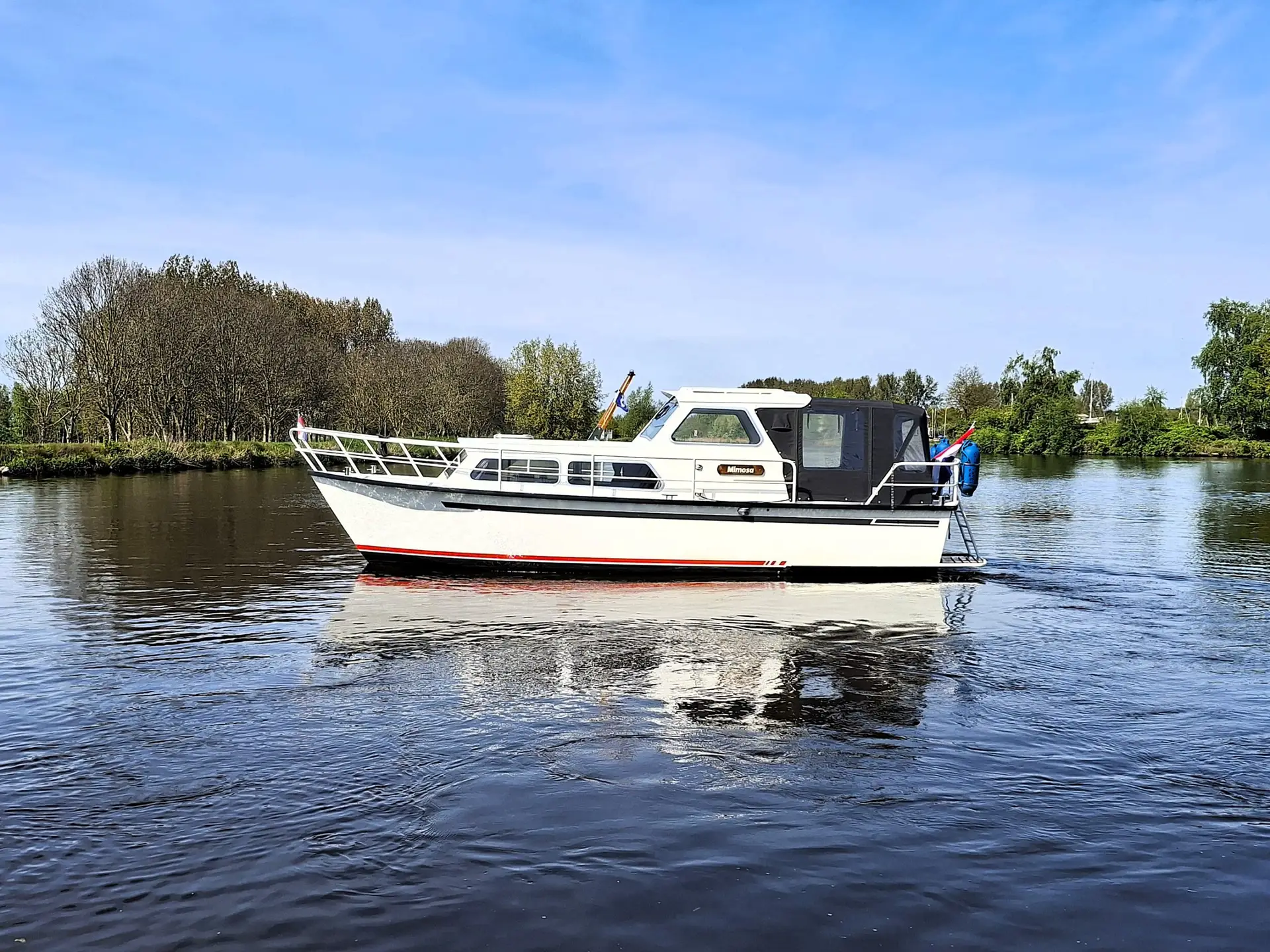 Rental boat Mimosa from the left