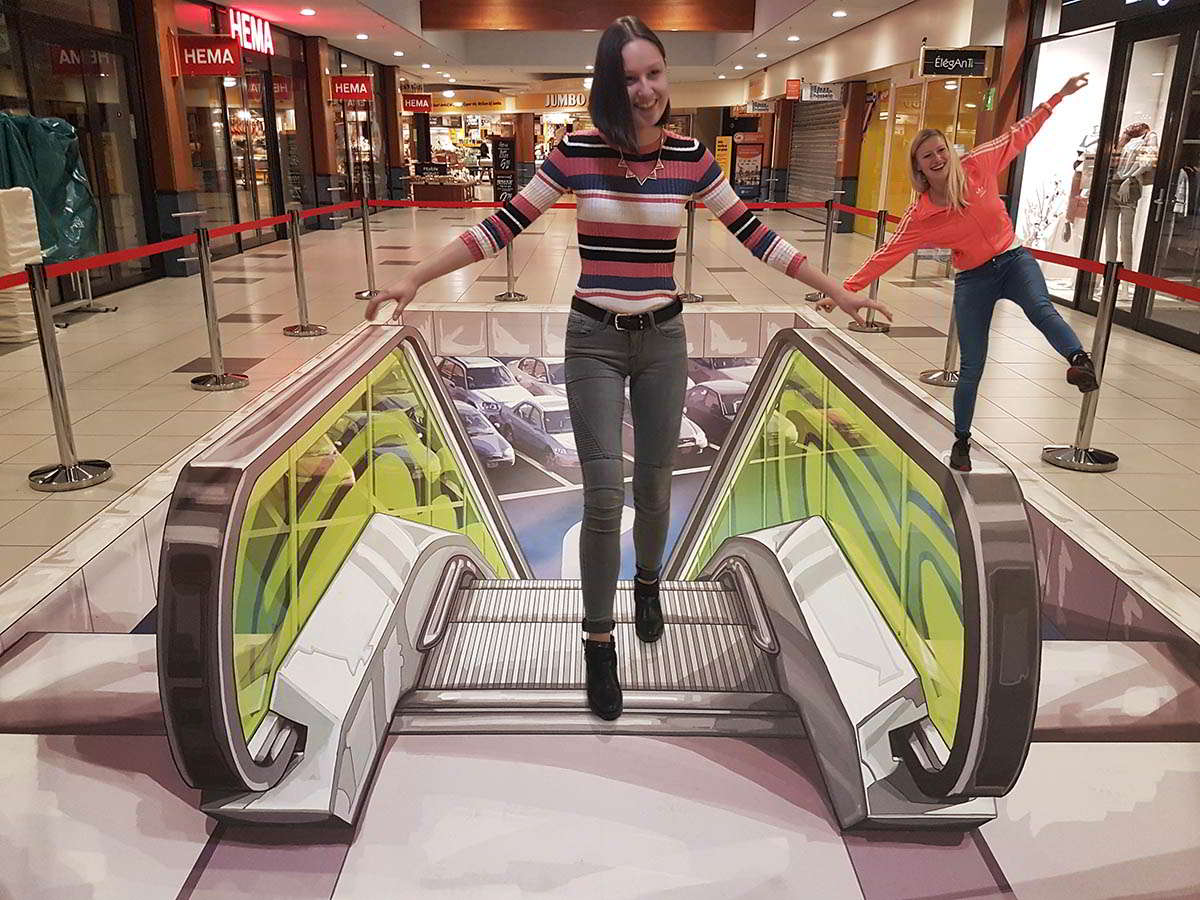 3D Streetpainting  Shoppingcenter Hasselo, Hengelo, the Netherlands.