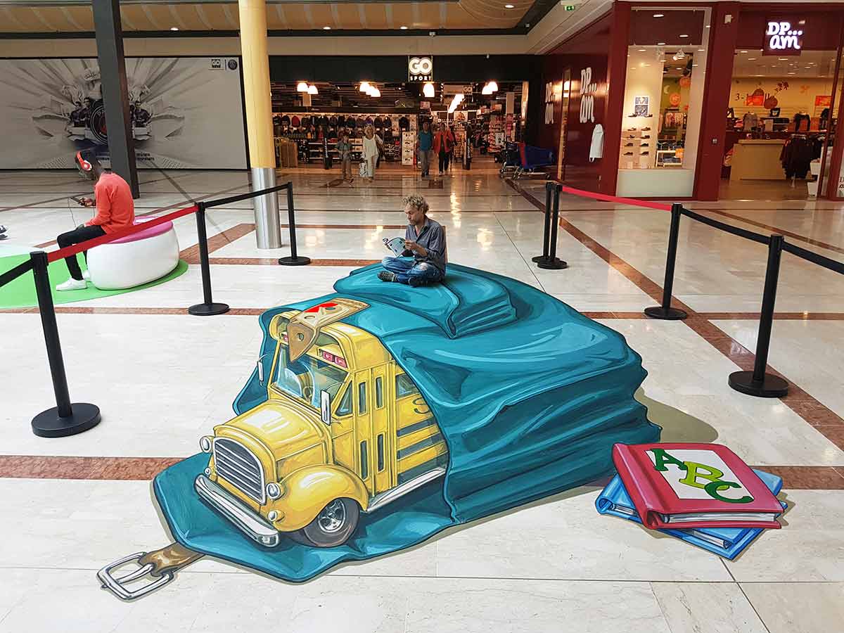 3D Streetpainting at Centre Commercial Ulis 2, Les Ulis, France
