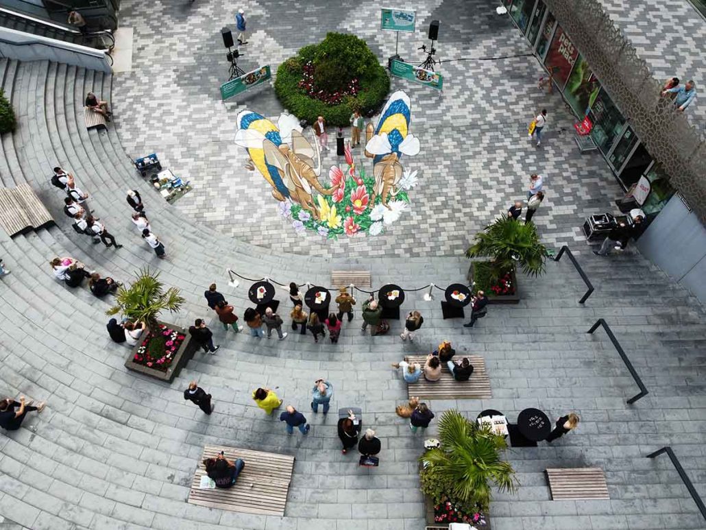 3D streetpainting ‘3D Bumblephants’ designed by Remko van Schaik at Street Art Nieuwegein 2024, the Netherlands.