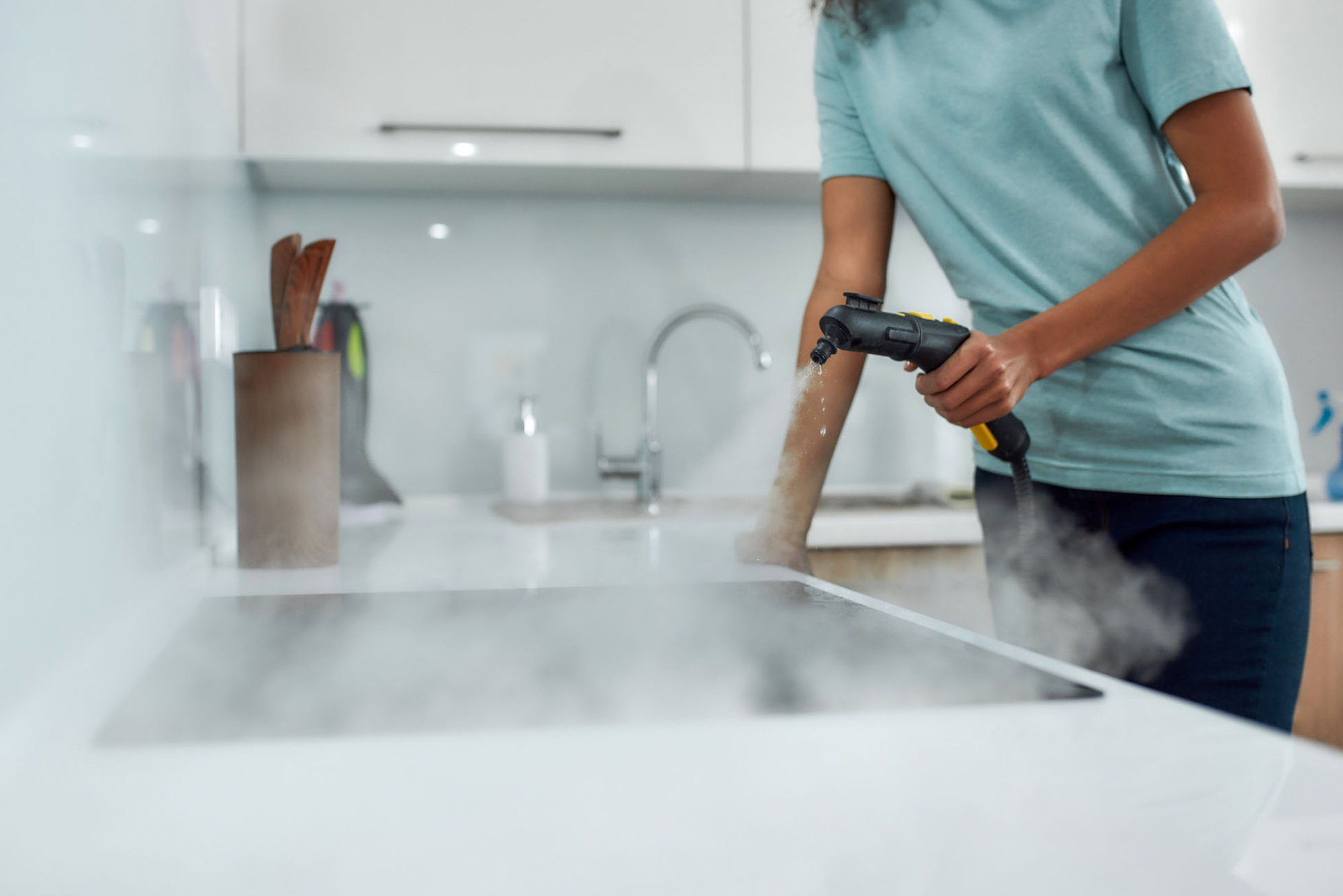 Eksperttips for damprengjøring hjemme for å holde huset ditt rent og friskt