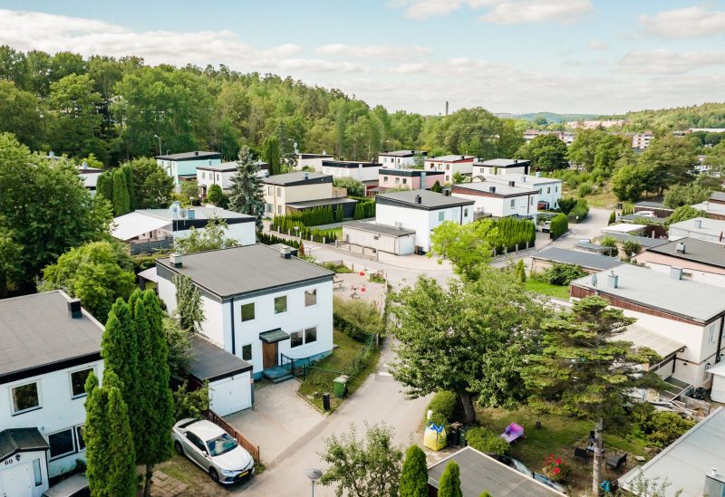 villa skärholmen uthyrning stockholm