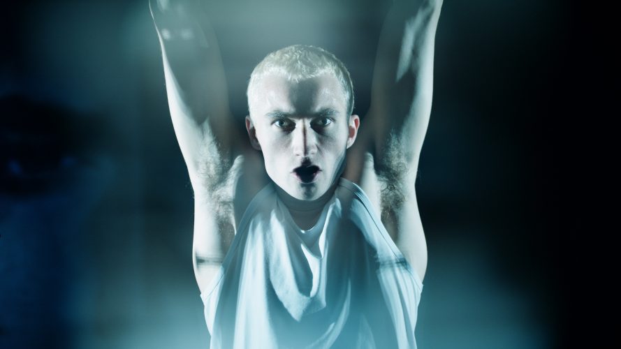 LOSE_YOURSELF_TRAILER_VERSION ALT 2.00_04_02_07.Still003