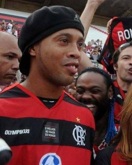 Flamengo retro fodboldtrøje Ronaldinho