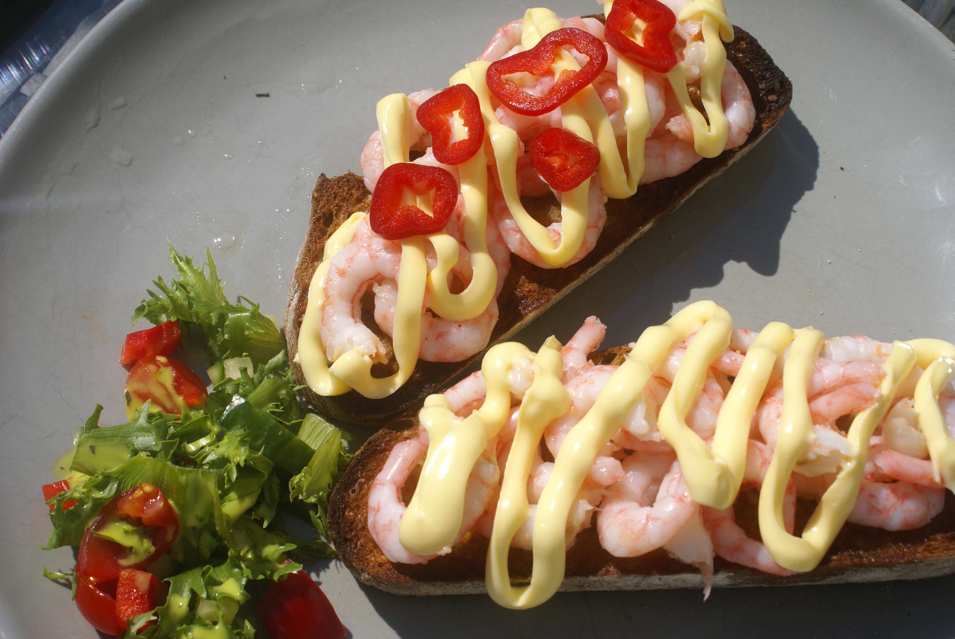 REKESMØRBRØD A LA FISKEHANDLER TORSKE