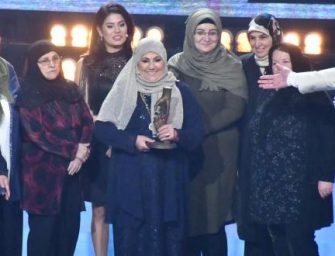 Muslimanja shpallet “heroina e vitit 2017” në Suedi