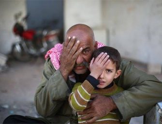 Stafi i agjencisë turke mbyllë syrin në mbështetje të vogëlushit sirian (Foto)