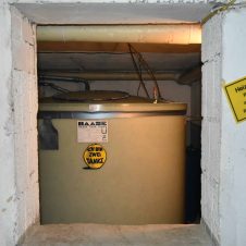Der HAASE-Tank wird groß im Tankraum Der HAASE-Tank wird groß im Tankraum
