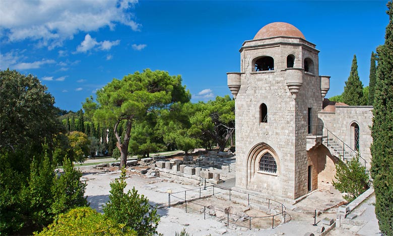 Filerimos ist ein interessantes Kloster auf einem Berg auf Rhodos