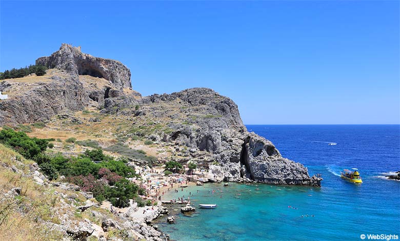 Die Paulusbucht liegt ganz in der Nähe von Lindos und der Akropolis