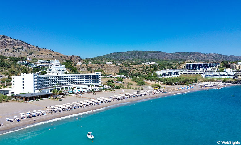 Vlycha ist ein Strand und ein ruhiger Ferienort an der Ostküste von Rhodos