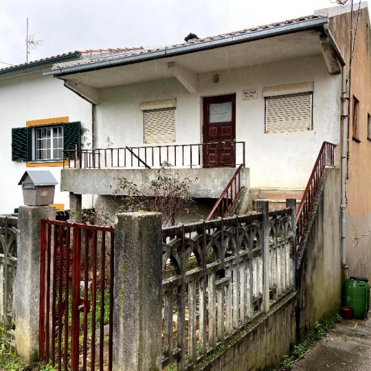 Imóvel do Banco, Moradia T2 em Góis