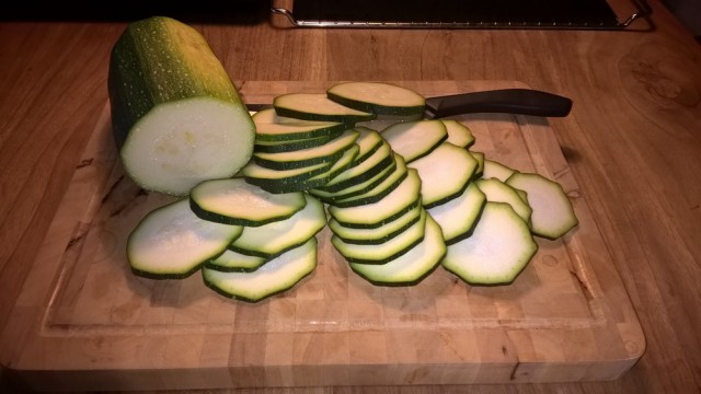 courgette chips snijden