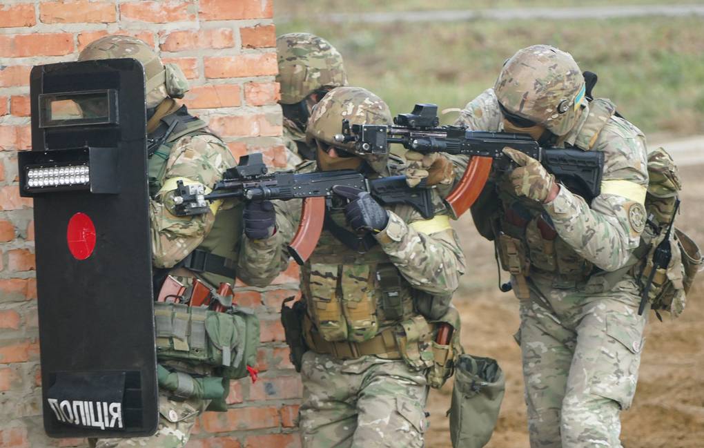 Ukraine is Fearful of a Possible Attack: Emergency Call for Help