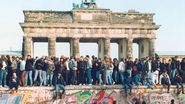 Why Right-Wing Extremism Has a Strong Presence in Eastern Germany