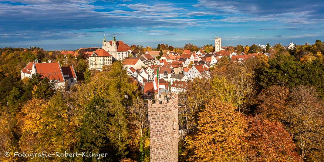 Luftaufnahme von Landsberg am Lech, der Jungfernsprung und die östliche Altstadt