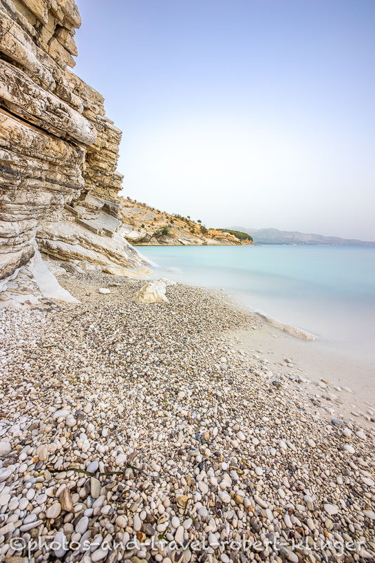 Küstenlandschaft in Albanien am Mittelmeer bei Ksamil