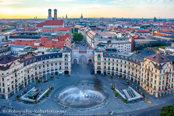 Luftaufnahme vom Karlsplatz in München