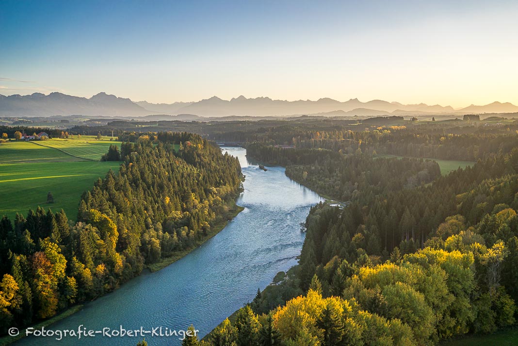 Luftaufnahme vom Lech im Allgäu bei Lechbruck