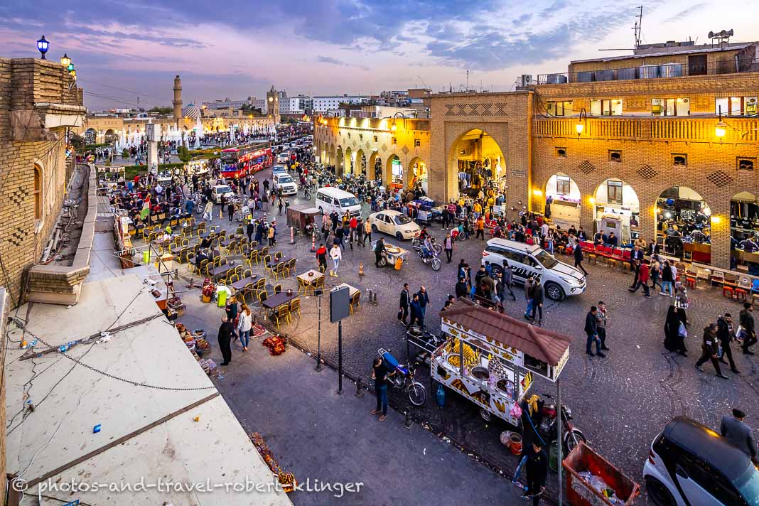 Ein Eingang in den Bazar von Erbil im Irak