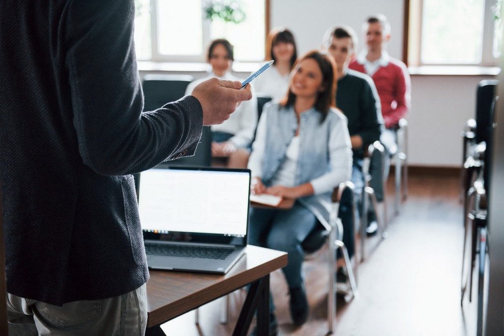 A Confidence Group Training taking place