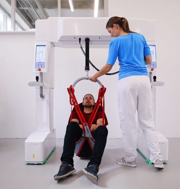 PTR Introduces First Mobile Lifting Robot Both Transfers and Rehabilitates Patients - Rockingrobots