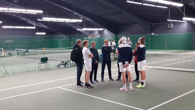 Sommeråbent i hallen