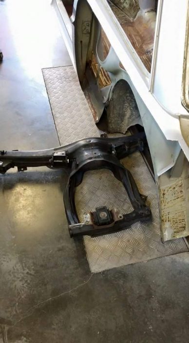 RSQ-Speedshop- project Volvo 240 Sport ombouw naar BMW M5 onafhankelijke ophanging 3