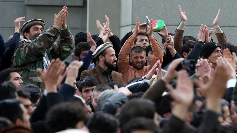 Afghans dismayed as both Ghani and Abdullah claim presidency – Al Jazeera