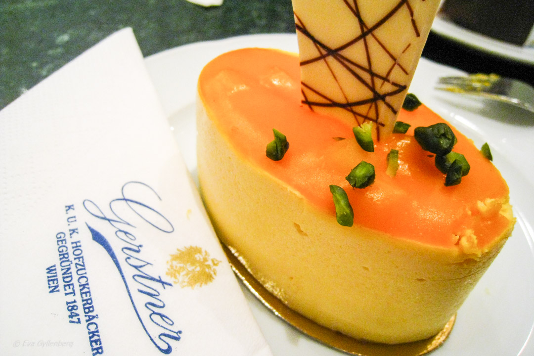 Viennese coffee house