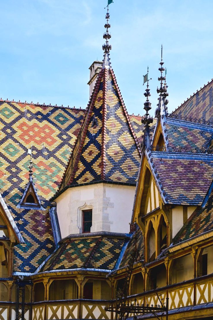 Vackra tak på Hospices de beaune