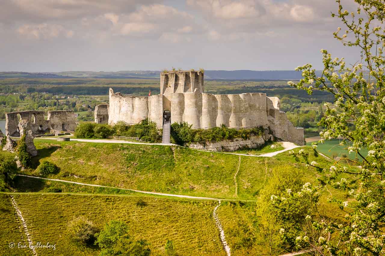 Château-Gaillard på en klippa med utsikt över Seine och landskapet