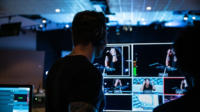 Yle отменяет часть увольнений после переговоров о сокращениях Yle отменяет часть увольнений после переговоров о сокращениях