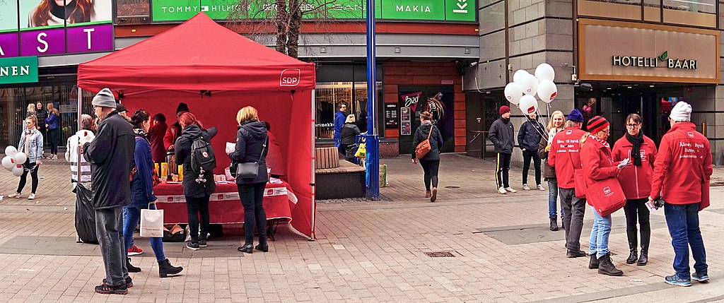 В случае прихода к власти текущего лидера соцопросов многие решения нынешнего правительства будут отменены