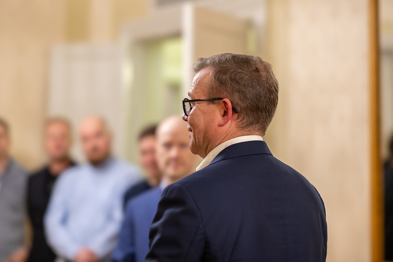 HS: Правительство нашло замену сокращениям в поддержке кино и выделило финансирование на шоссе №9